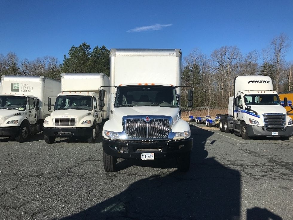 Medium Duty Box Truck-Light and Medium Duty Trucks-International-2019-4300-Fredericksburg-VA-199,373\n\t\tmiles-$ 42,500 - Image 2