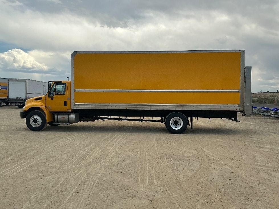 Medium Duty Box Truck-Light and Medium Duty Trucks-International-2019-4300-Grand Junction-CO-156,302\n\t\tmiles-$ 47,250 - Image 4