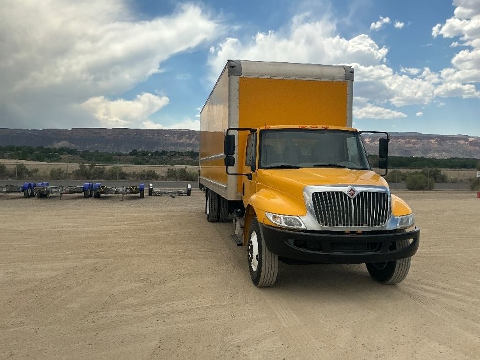 Medium Duty Box Truck-Light and Medium Duty Trucks-International-2019-4300-Grand Junction-CO-156,302\n\t\tmiles-$ 47,250 - Image 3