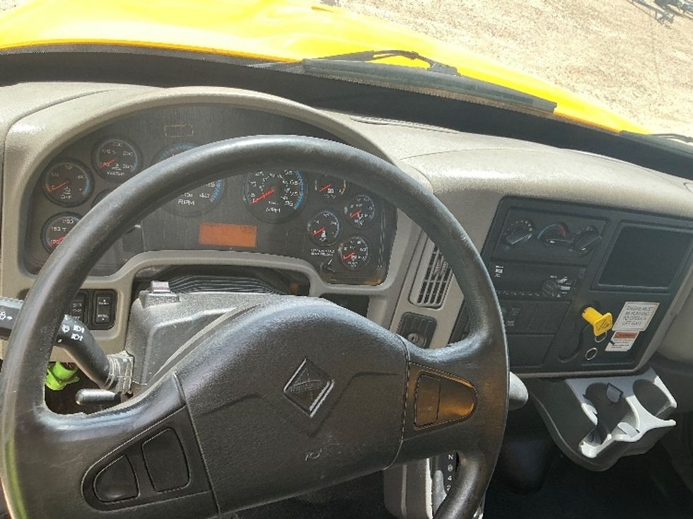 Medium Duty Box Truck-Light and Medium Duty Trucks-International-2019-4300-Grand Junction-CO-156,302\n\t\tmiles-$ 47,250 - Image 18