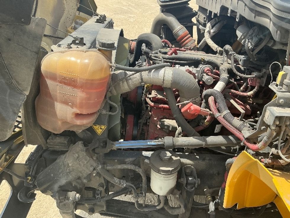 Medium Duty Box Truck-Light and Medium Duty Trucks-International-2019-4300-Grand Junction-CO-156,302\n\t\tmiles-$ 47,250 - Image 23