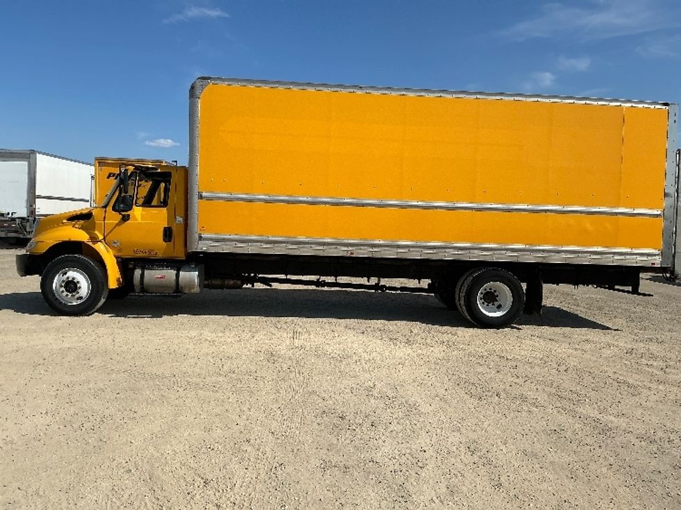 Medium Duty Box Truck-Light and Medium Duty Trucks-International-2019-4300-Grand Junction-CO-159,198\n\t\tmiles-$ 48,250 - Image 4