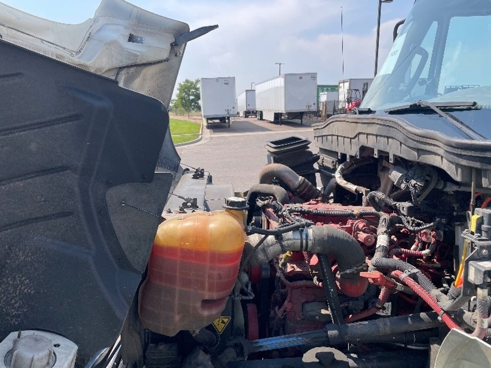 Medium Duty Box Truck-Light and Medium Duty Trucks-International-2019-4300-Greeley-CO-133,747\n\t\tmiles-$ 49,750 - Image 23