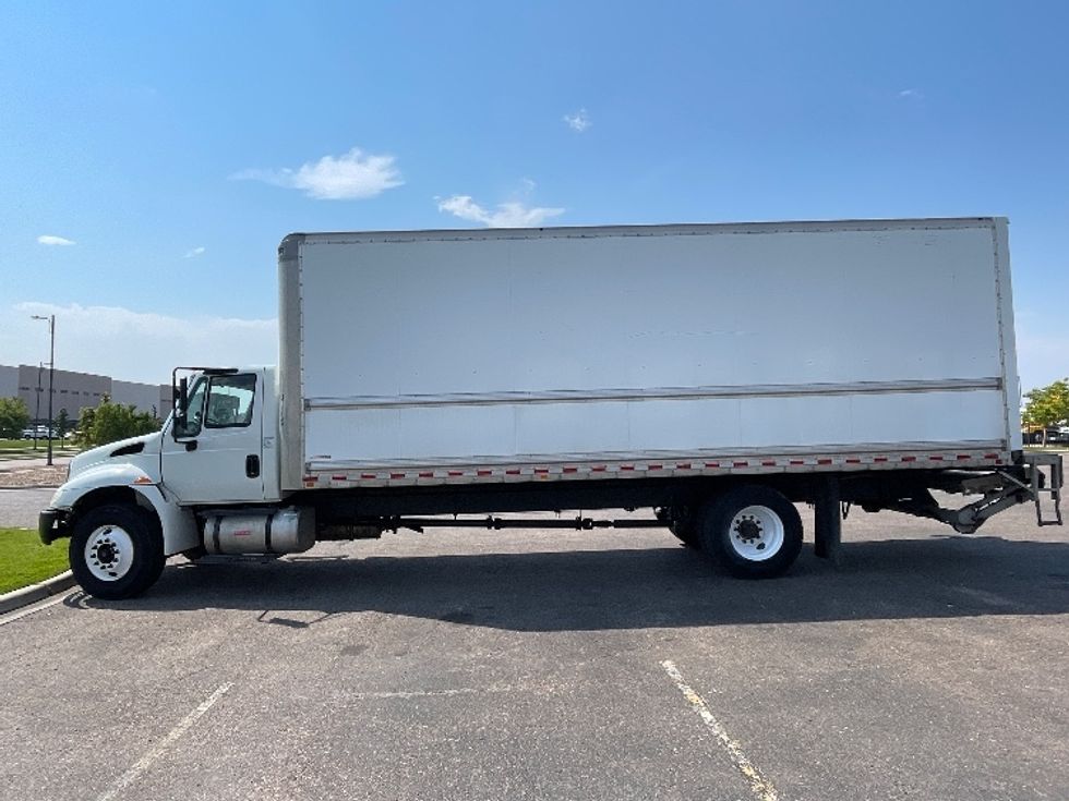 Medium Duty Box Truck-Light and Medium Duty Trucks-International-2019-4300-Greeley-CO-133,747\n\t\tmiles-$ 49,750 - Image 4