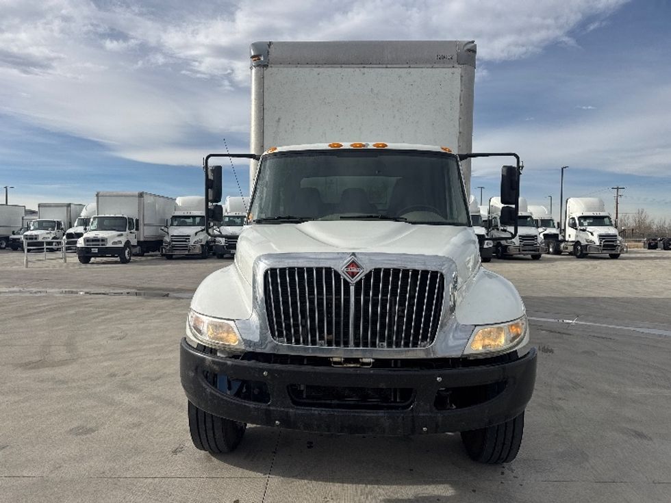 Medium Duty Box Truck-Light and Medium Duty Trucks-International-2019-4300-Greeley-CO-142,799\n\t\tmiles-$ 47,250 - Image 2