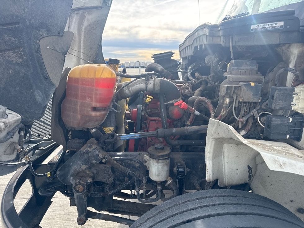 Medium Duty Box Truck-Light and Medium Duty Trucks-International-2019-4300-Greeley-CO-142,799\n\t\tmiles-$ 47,250 - Image 24