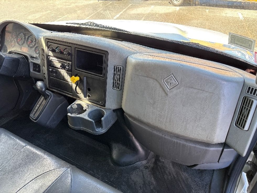Medium Duty Box Truck-Light and Medium Duty Trucks-International-2019-4300-Greensboro-NC-377,024\n\t\tmiles-$ 20,000 - Image 21