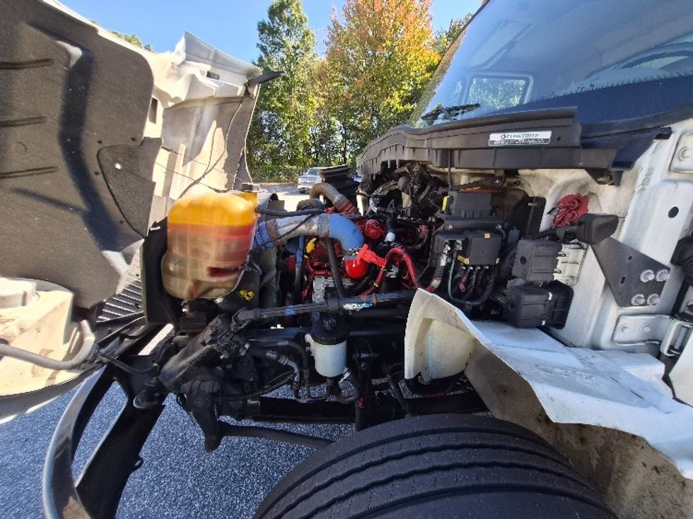 Medium Duty Box Truck-Light and Medium Duty Trucks-International-2019-4300-Greensboro-NC-377,024\n\t\tmiles-$ 20,000 - Image 24