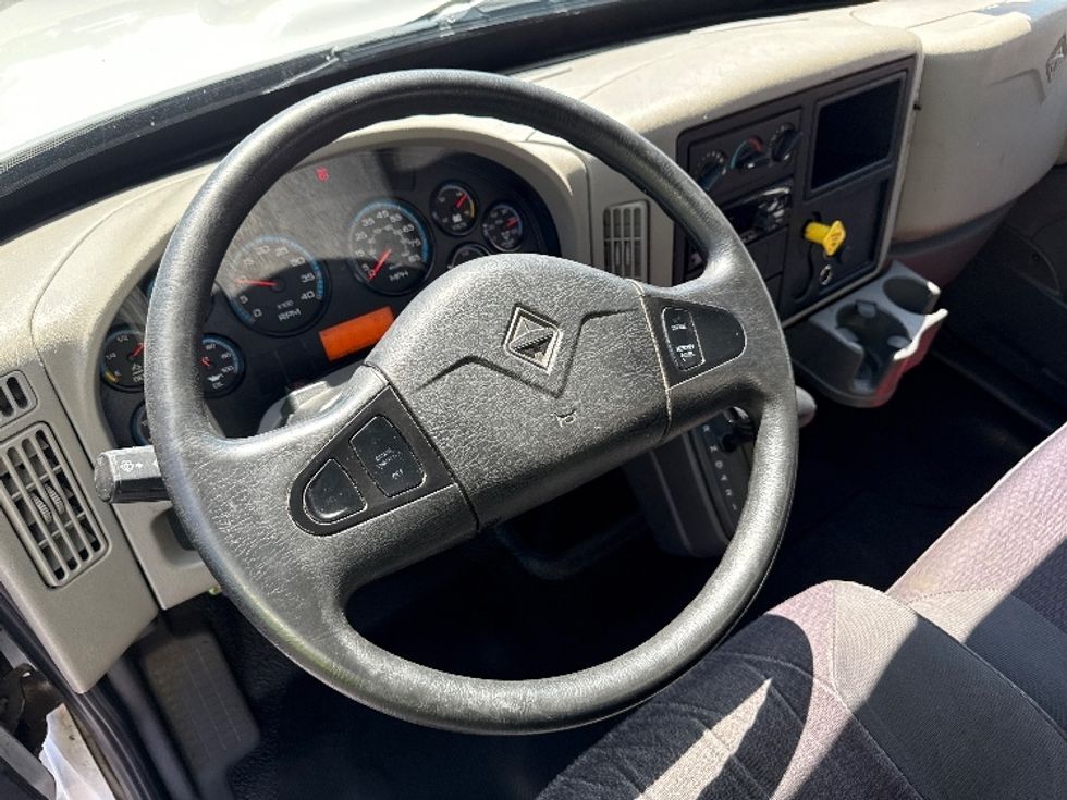 Medium Duty Box Truck-Light and Medium Duty Trucks-International-2019-4300-Harrisburg-PA-152,313\n\t\tmiles-$ 48,750 - Image 17