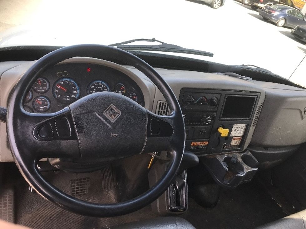 Medium Duty Box Truck-Light and Medium Duty Trucks-International-2019-4300-Harrisburg-PA-323,401\n\t\tmiles-$ 20,000 - Image 18
