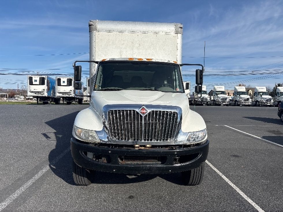 Medium Duty Box Truck-Light and Medium Duty Trucks-International-2019-4300-Harrisburg-PA-323,401\n\t\tmiles-$ 20,000 - Image 2