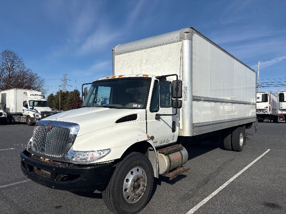 Medium Duty Box Truck-Light and Medium Duty Trucks-International-2019-4300-Harrisburg-PA-323,401\n\t\tmiles-$ 20,000 - Image 3