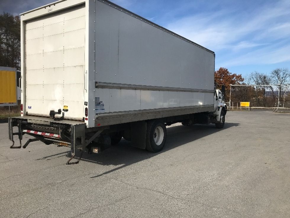 Medium Duty Box Truck-Light and Medium Duty Trucks-International-2019-4300-Harrisburg-PA-381,483\n\t\tmiles-$ 20,000 - Image 13