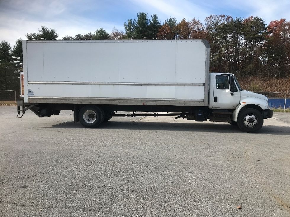 Medium Duty Box Truck-Light and Medium Duty Trucks-International-2019-4300-Harrisburg-PA-381,483\n\t\tmiles-$ 20,000 - Image 15