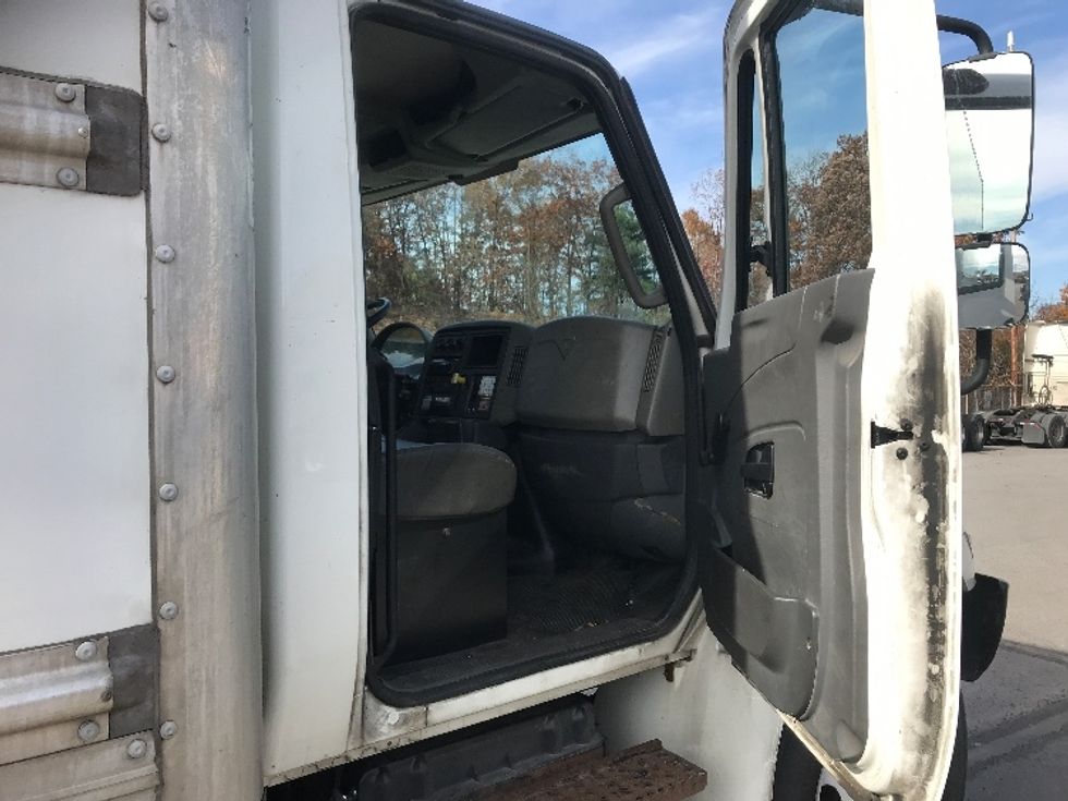 Medium Duty Box Truck-Light and Medium Duty Trucks-International-2019-4300-Harrisburg-PA-381,483\n\t\tmiles-$ 20,000 - Image 20