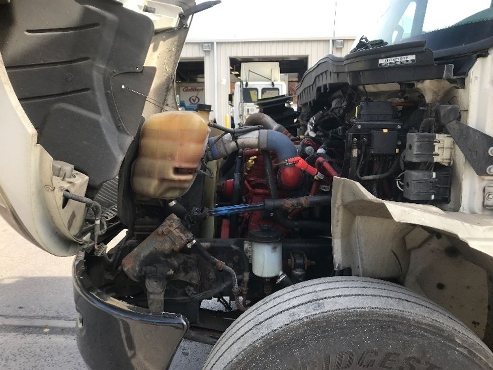 Medium Duty Box Truck-Light and Medium Duty Trucks-International-2019-4300-Harrisburg-PA-381,483\n\t\tmiles-$ 20,000 - Image 24