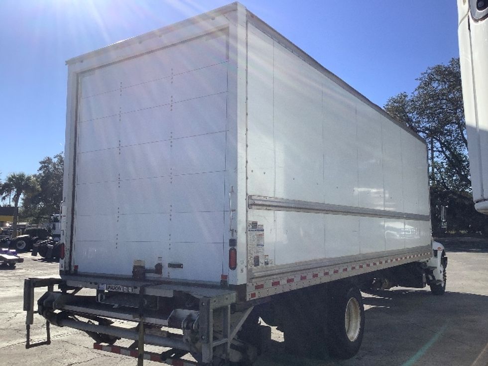 Medium Duty Box Truck-Light and Medium Duty Trucks-International-2019-4300-Jacksonville-FL-123,370\n\t\tmiles-$ 50,500 - Image 13