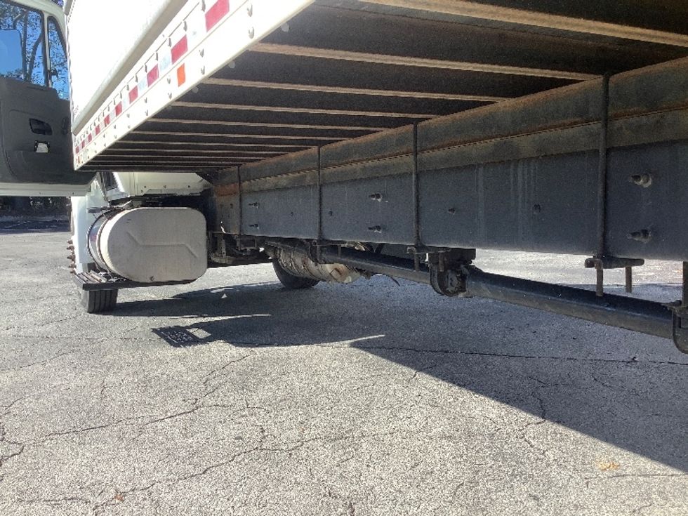 Medium Duty Box Truck-Light and Medium Duty Trucks-International-2019-4300-Jacksonville-FL-123,370\n\t\tmiles-$ 50,500 - Image 14