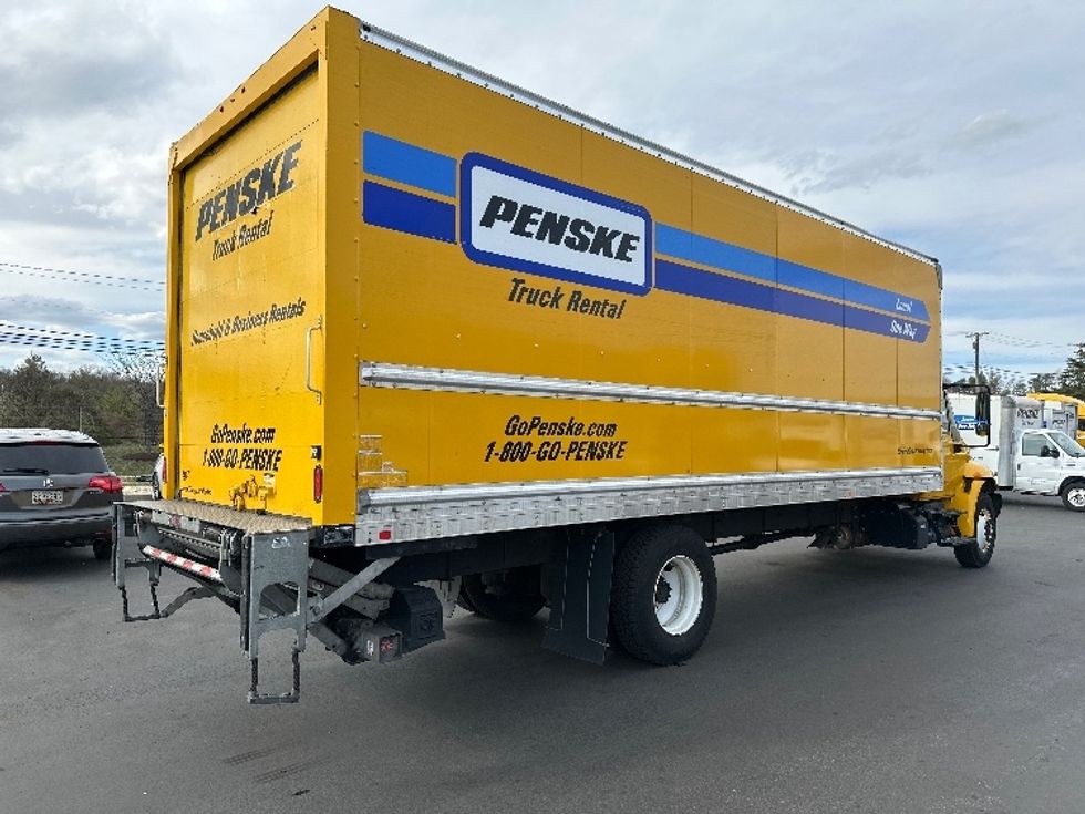 Medium Duty Box Truck-Light and Medium Duty Trucks-International-2019-4300-Jessup-MD-182,892\n\t\tmiles-$ 41,750 - Image 13