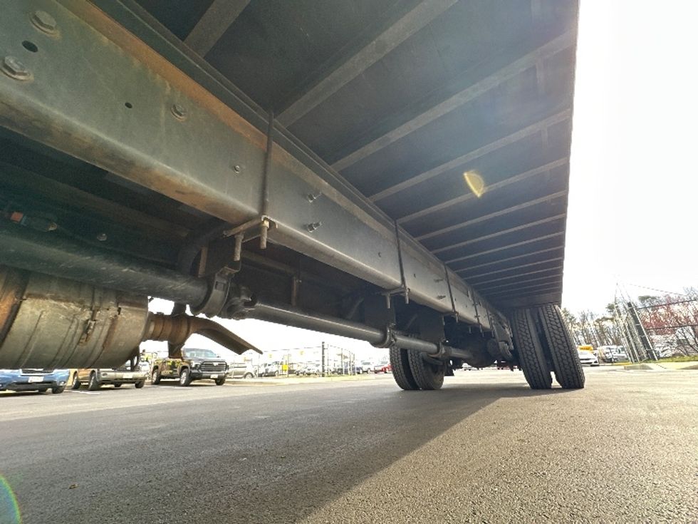 Medium Duty Box Truck-Light and Medium Duty Trucks-International-2019-4300-Jessup-MD-182,892\n\t\tmiles-$ 41,750 - Image 5