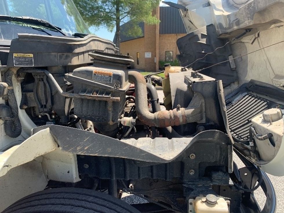 Medium Duty Box Truck-Light and Medium Duty Trucks-International-2019-4300-Jessup-MD-261,887\n\t\tmiles-$ 29,500 - Image 20