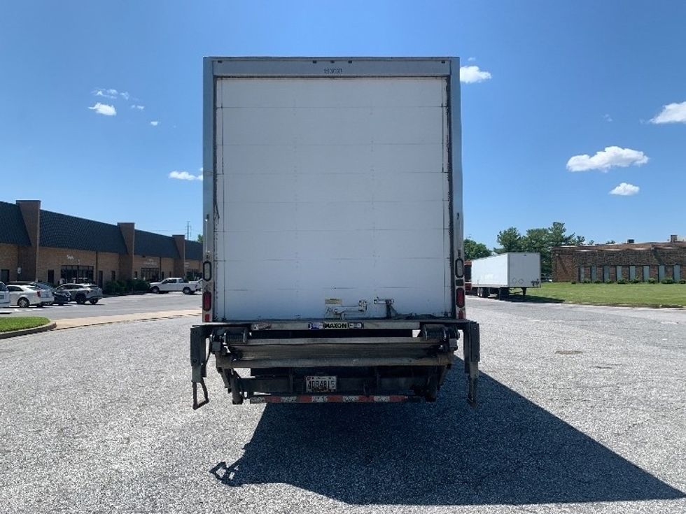 Medium Duty Box Truck-Light and Medium Duty Trucks-International-2019-4300-Jessup-MD-261,887\n\t\tmiles-$ 29,500 - Image 5