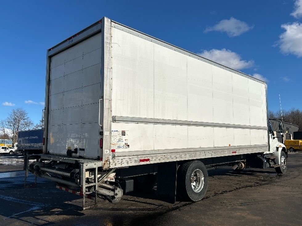 Medium Duty Box Truck-Light and Medium Duty Trucks-International-2019-4300-Jessup-PA-328,011\n\t\tmiles-$ 19,000 - Image 13