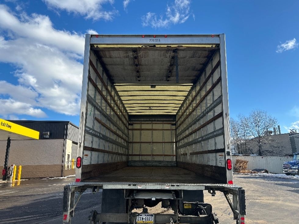 Medium Duty Box Truck-Light and Medium Duty Trucks-International-2019-4300-Jessup-PA-328,011\n\t\tmiles-$ 19,000 - Image 8