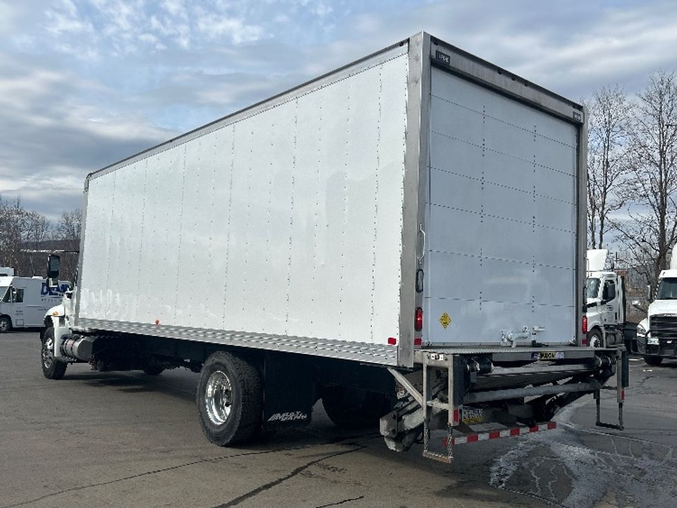 Medium Duty Box Truck-Light and Medium Duty Trucks-International-2019-4300-Jessup-PA-76,555\n\t\tmiles-$ 56,250 - Image 6