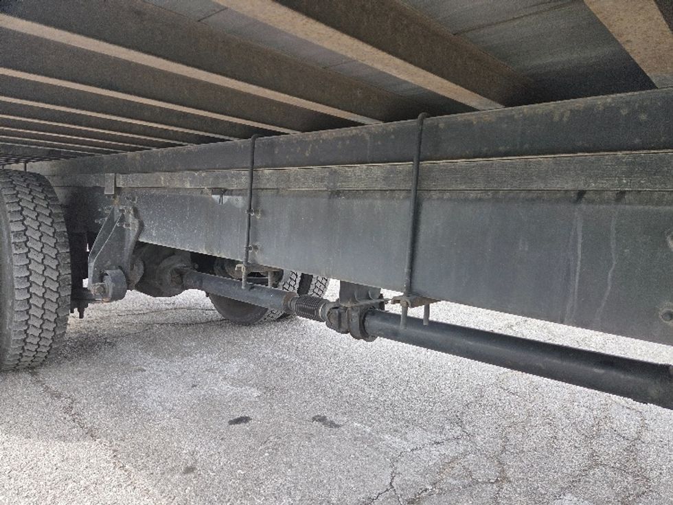Medium Duty Box Truck-Light and Medium Duty Trucks-International-2019-4300-Kansas City-MO-279,706\n\t\tmiles-$ 29,250 - Image 14