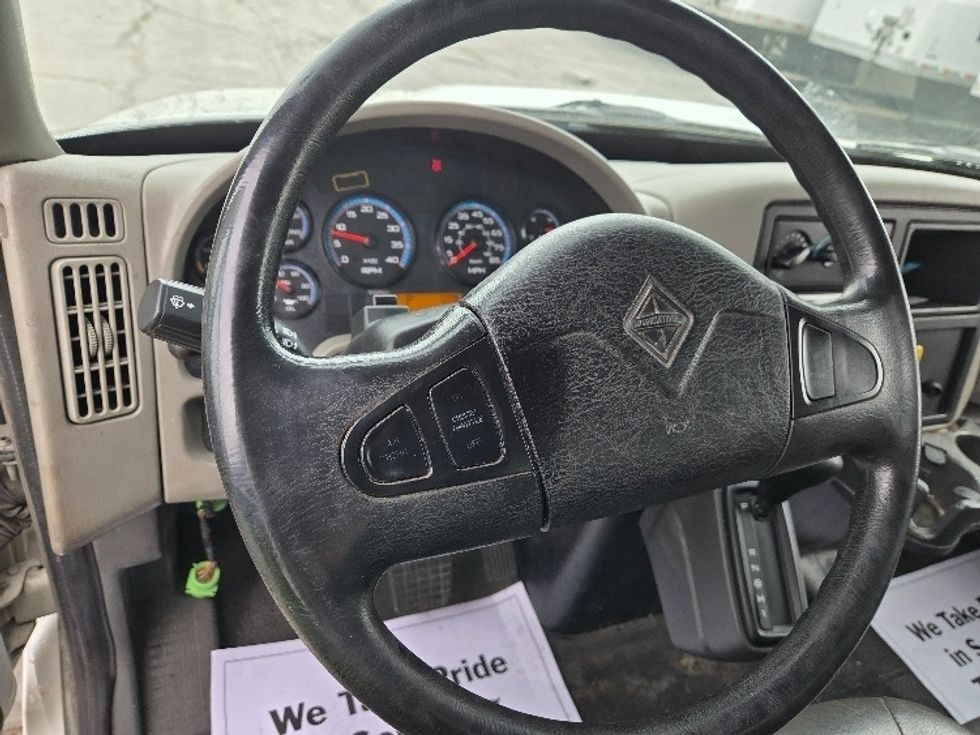 Medium Duty Box Truck-Light and Medium Duty Trucks-International-2019-4300-Kansas City-MO-279,706\n\t\tmiles-$ 29,250 - Image 18
