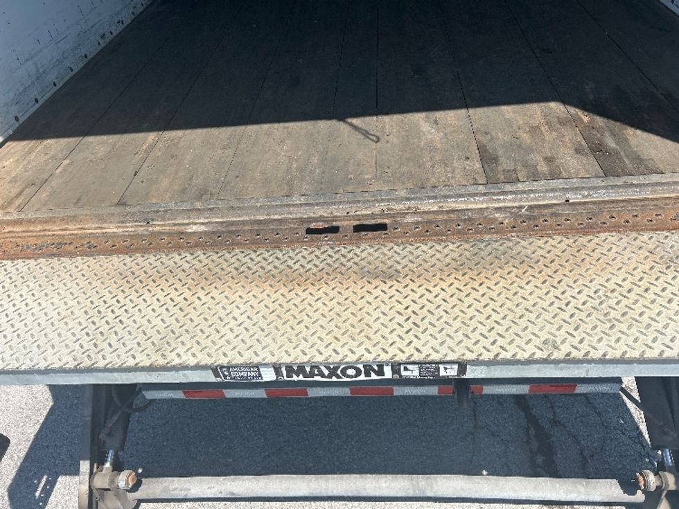 Medium Duty Box Truck-Light and Medium Duty Trucks-International-2019-4300-Kansas City-MO-30,763\n\t\tmiles-$ 50,750 - Image 10