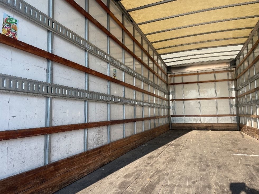 Medium Duty Box Truck-Light and Medium Duty Trucks-International-2019-4300-Katy-TX-109,397\n\t\tmiles-$ 51,750 - Image 11