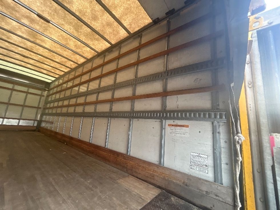 Medium Duty Box Truck-Light and Medium Duty Trucks-International-2019-4300-Katy-TX-119,982\n\t\tmiles-$ 57,500 - Image 12