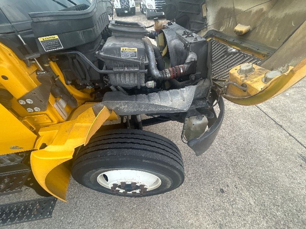 Medium Duty Box Truck-Light and Medium Duty Trucks-International-2019-4300-Katy-TX-119,982\n\t\tmiles-$ 57,500 - Image 23
