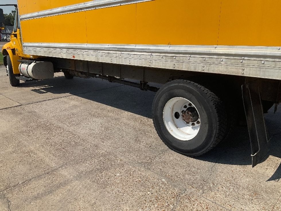 Medium Duty Box Truck-Light and Medium Duty Trucks-International-2019-4300-Katy-TX-119,982\n\t\tmiles-$ 57,500 - Image 5