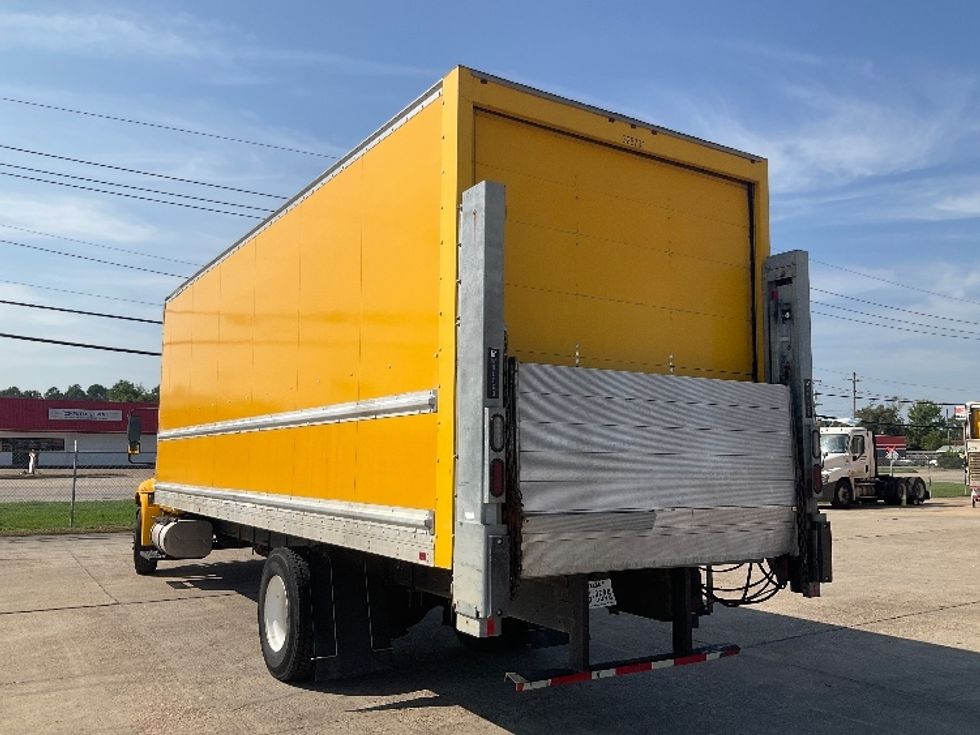 Medium Duty Box Truck-Light and Medium Duty Trucks-International-2019-4300-Katy-TX-119,982\n\t\tmiles-$ 57,500 - Image 6