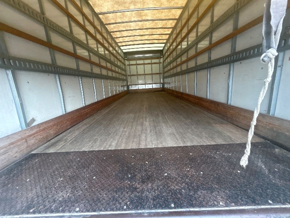 Medium Duty Box Truck-Light and Medium Duty Trucks-International-2019-4300-Katy-TX-119,982\n\t\tmiles-$ 57,500 - Image 8