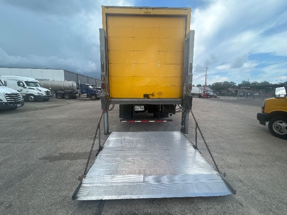 Medium Duty Box Truck-Light and Medium Duty Trucks-International-2019-4300-Katy-TX-119,982\n\t\tmiles-$ 57,500 - Image 9