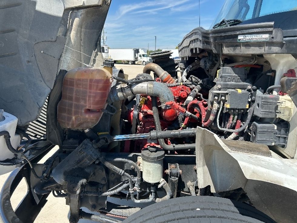 Medium Duty Box Truck-Light and Medium Duty Trucks-International-2019-4300-Katy-TX-174,017\n\t\tmiles-$ 43,750 - Image 24