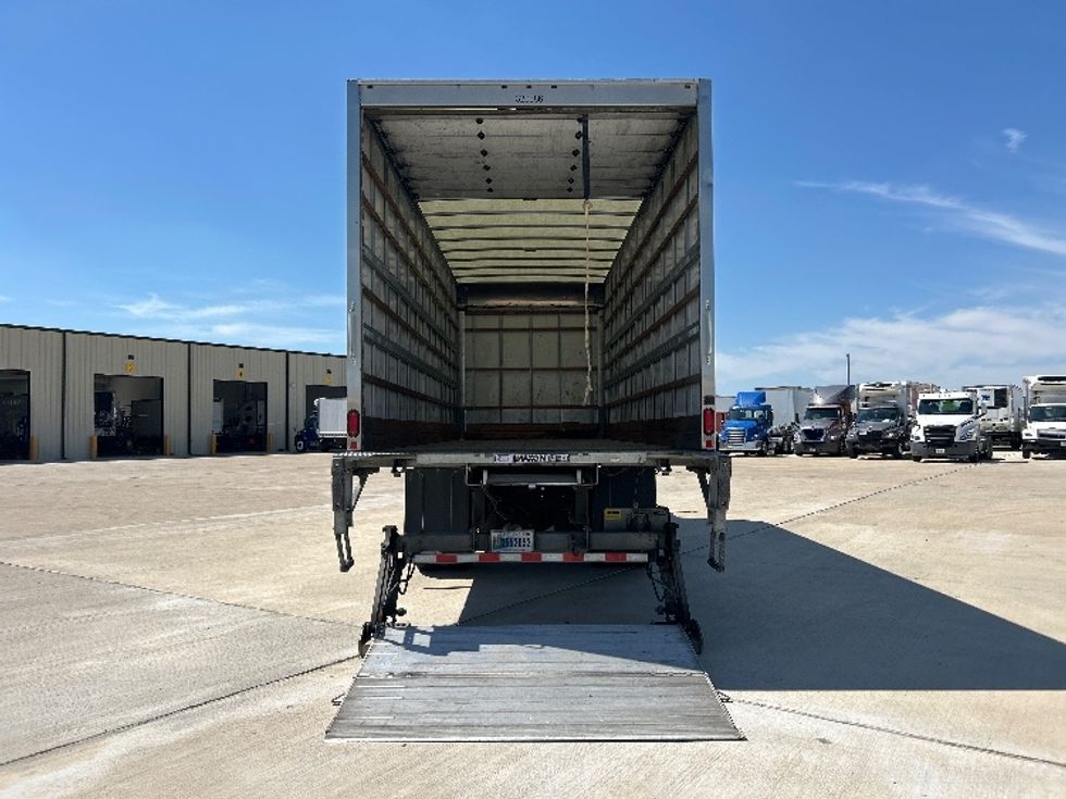 Medium Duty Box Truck-Light and Medium Duty Trucks-International-2019-4300-Katy-TX-174,017\n\t\tmiles-$ 43,750 - Image 9