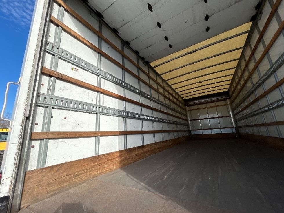 Medium Duty Box Truck-Light and Medium Duty Trucks-International-2019-4300-Katy-TX-72,443\n\t\tmiles-$ 55,250 - Image 11