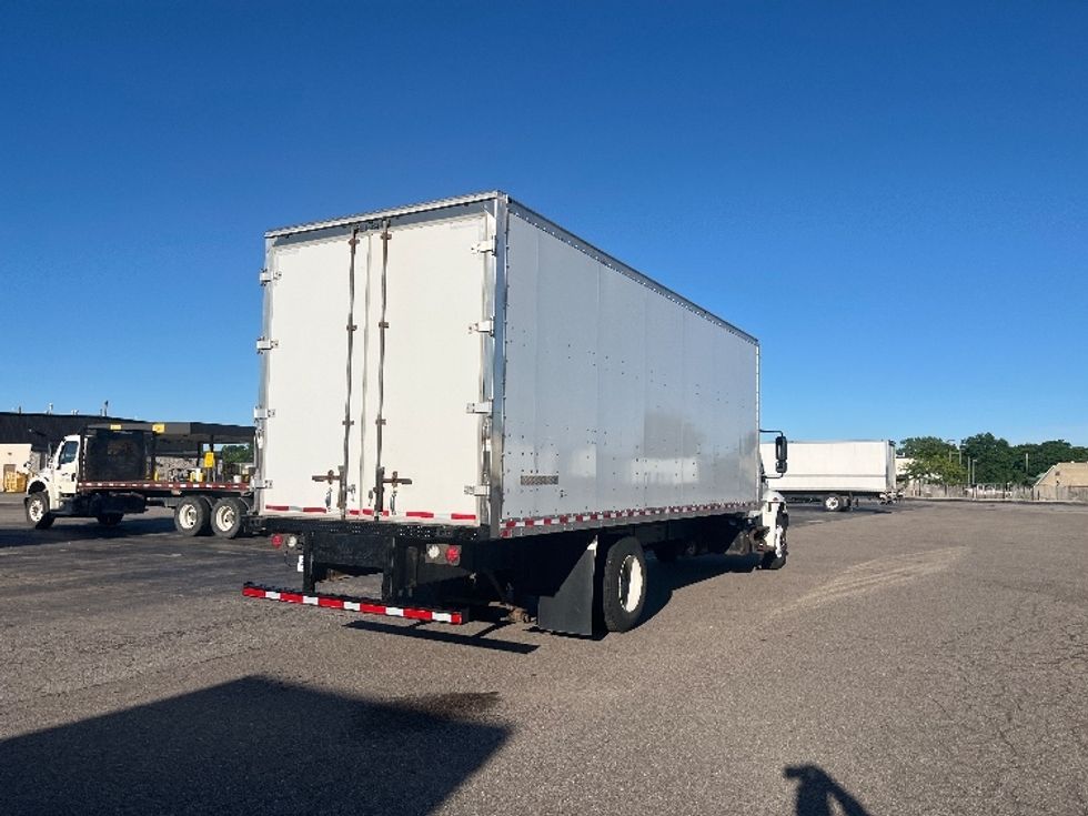 Medium Duty Box Truck-Light and Medium Duty Trucks-International-2019-4300-Lansing-MI-146,720\n\t\tmiles-$ 43,750 - Image 12