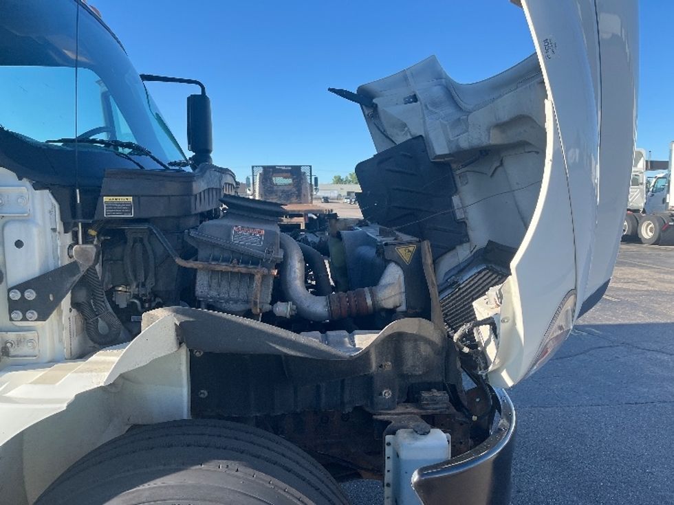 Medium Duty Box Truck-Light and Medium Duty Trucks-International-2019-4300-Lansing-MI-146,720\n\t\tmiles-$ 43,750 - Image 22