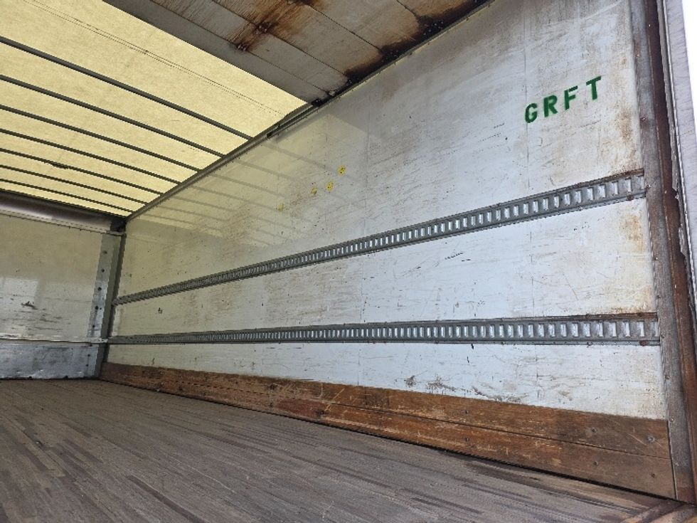 Medium Duty Box Truck-Light and Medium Duty Trucks-International-2019-4300-Lansing-MI-168,361\n\t\tmiles-$ 37,750 - Image 11