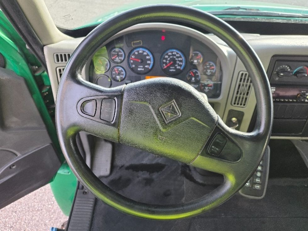 Medium Duty Box Truck-Light and Medium Duty Trucks-International-2019-4300-Lansing-MI-168,361\n\t\tmiles-$ 37,750 - Image 17