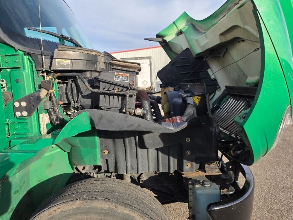 Medium Duty Box Truck-Light and Medium Duty Trucks-International-2019-4300-Lansing-MI-168,361\n\t\tmiles-$ 37,750 - Image 22