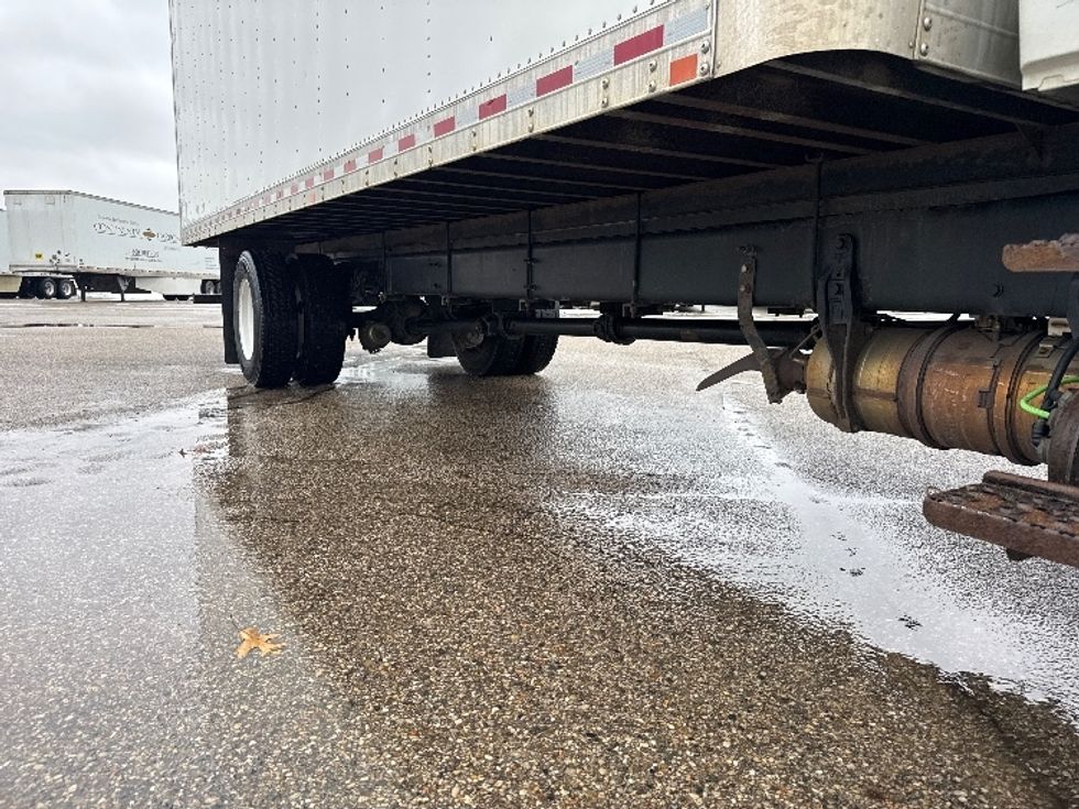 Medium Duty Box Truck-Light and Medium Duty Trucks-International-2019-4300-Lansing-MI-185,134\n\t\tmiles-$ 31,000 - Image 13
