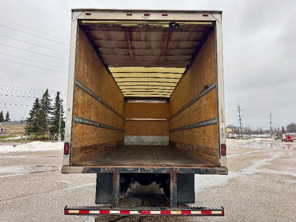 Medium Duty Box Truck-Light and Medium Duty Trucks-International-2019-4300-Lansing-MI-185,134\n\t\tmiles-$ 31,000 - Image 8