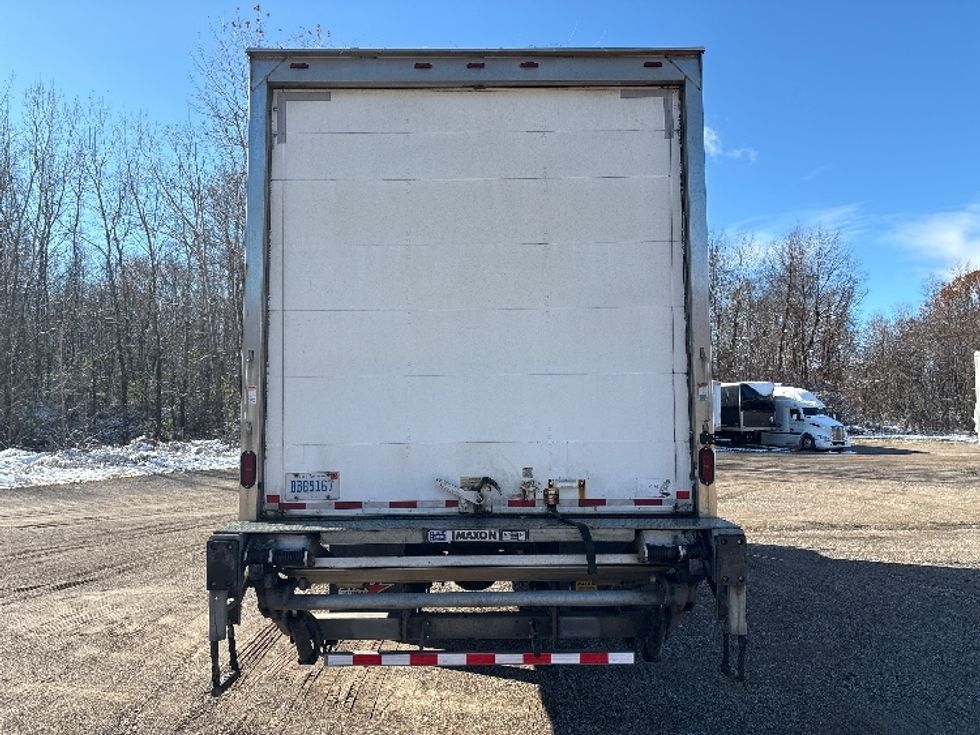 Medium Duty Box Truck-Light and Medium Duty Trucks-International-2019-4300-Lansing-MI-197,558\n\t\tmiles-$ 38,250 - Image 7